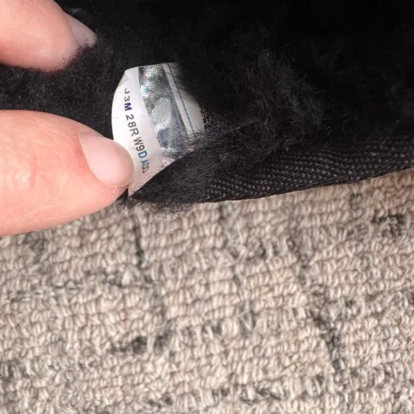 Ugg kids classic ultra mini boot black size 3 - Picture 6 of 9